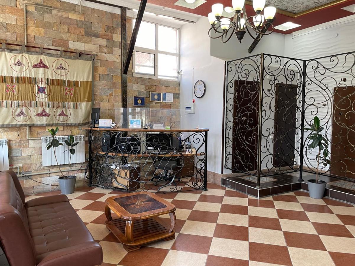 Гостевой дом Eco House Ош Экстерьер фото